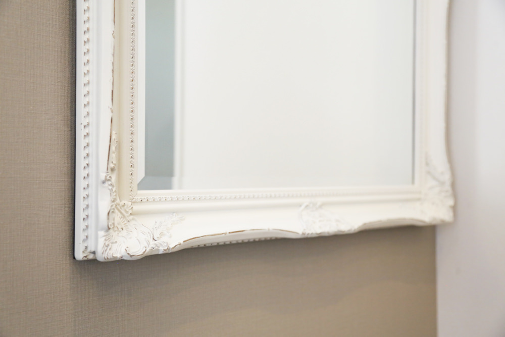 光が差し込む明るい家